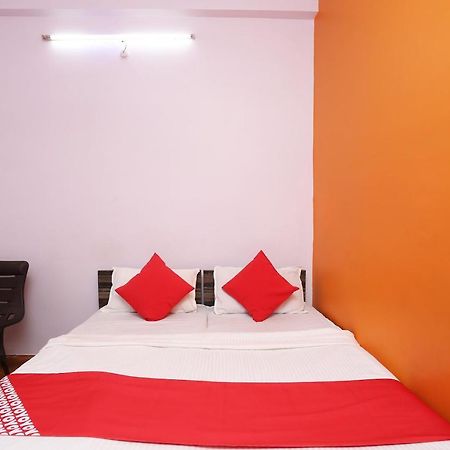 Oyo 37533 Hotel Ashirwad Джабалпур Экстерьер фото